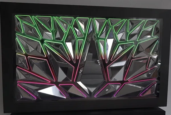 Beeld uit het project Refract – Mirror display sculpture